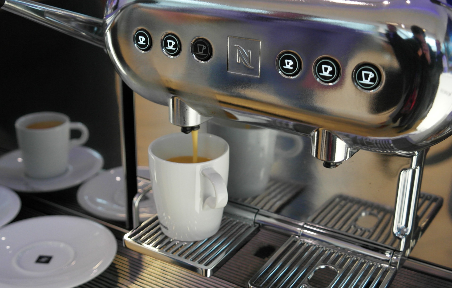 https://pixabay.com/de/photos/kaffee-maschine-kaffeemaschine-1009621/